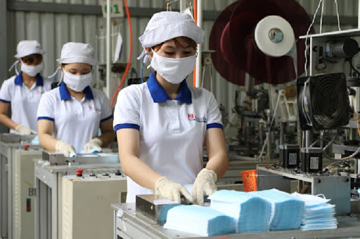 Le Vietnam a exporté 1,37 milliard de masques médicaux en 2020